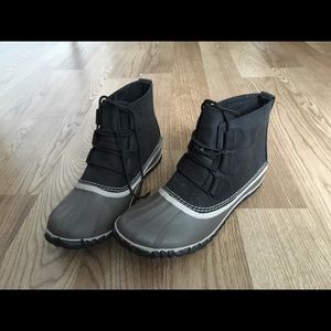 Sorel ankle waterproof boots.